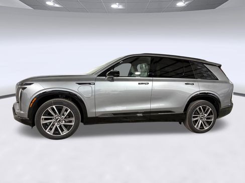 New 2026 Cadillac Vistiq Luxury AWD/4WD image 2