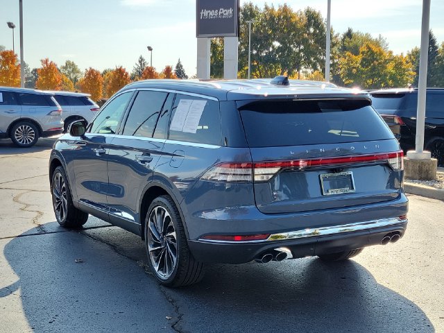 Used 2025 Lincoln Aviator Reserve w/ Equipment Group 201A AWD/4WD image 3