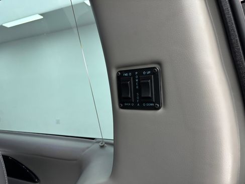 New 2026 GMC Savana 2500 w/ Driver Convenience Package RWD image 11