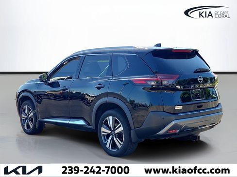 Used 2023 Nissan Rogue SL FWD image 4