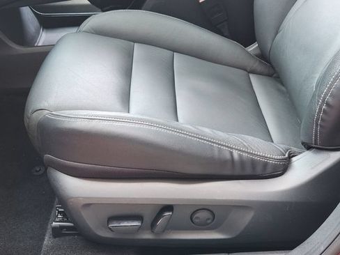 Used 2021 Nissan Rogue SL FWD image 19