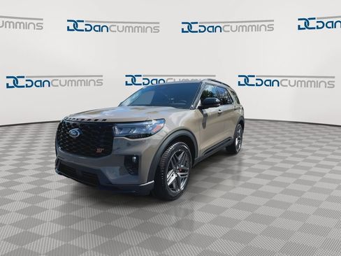 New 2026 Ford Explorer ST w/ Sun And Sound Package AWD/4WD image 4