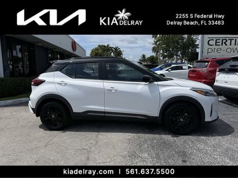 Used 2021 Nissan Kicks SR FWD image 2