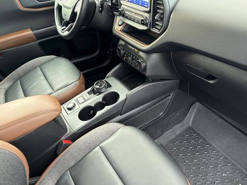 Certified 2023 Ford Bronco Sport Outer Banks w/ Tech Package image 17