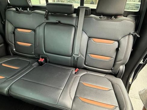 Used 2020 GMC Sierra 1500 AT4 w/ AT4 Premium Package AWD/4WD image 9