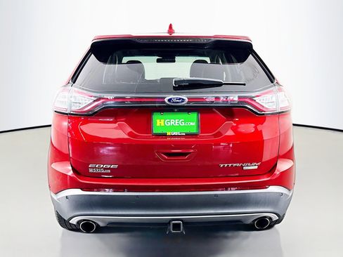 Used 2018 Ford Edge Titanium w/ Equipment Group 302A FWD image 8
