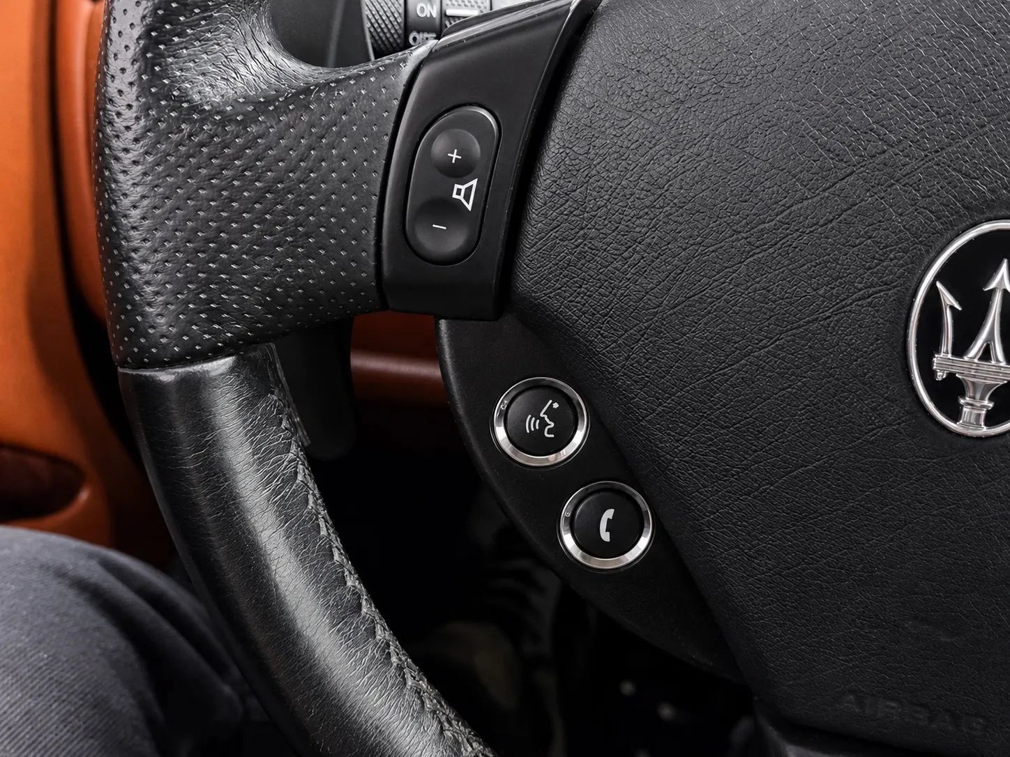 Used 2014 Maserati GranTurismo MC RWD image 27