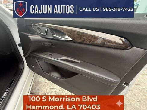 Used 2017 Cadillac CT6 Luxury image 25