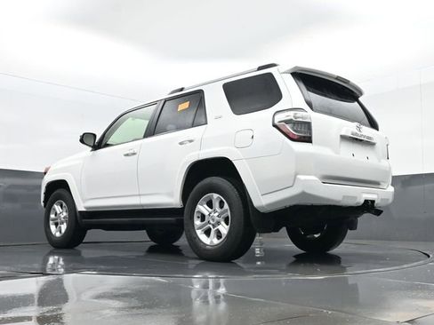 Used 2024 Toyota 4Runner SR5 image 22