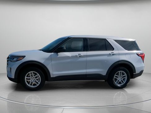 New 2026 Ford Explorer Active image 15
