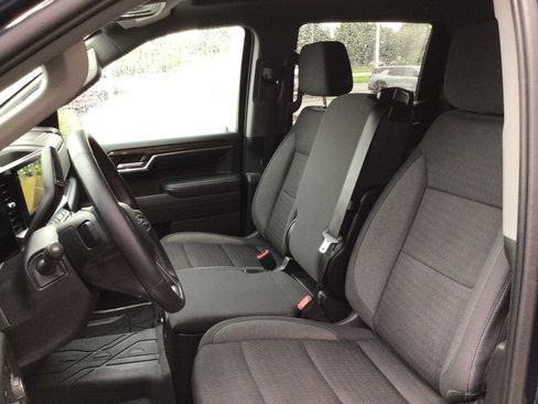 Used 2022 Chevrolet Silverado 1500 RST AWD/4WD image 31