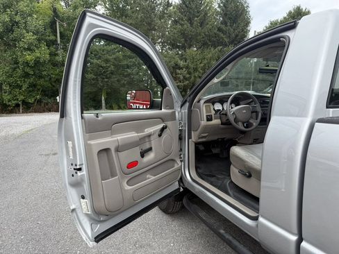 Used 2005 Dodge Ram 3500 Truck ST w/ Trailer Tow Group AWD/4WD image 43