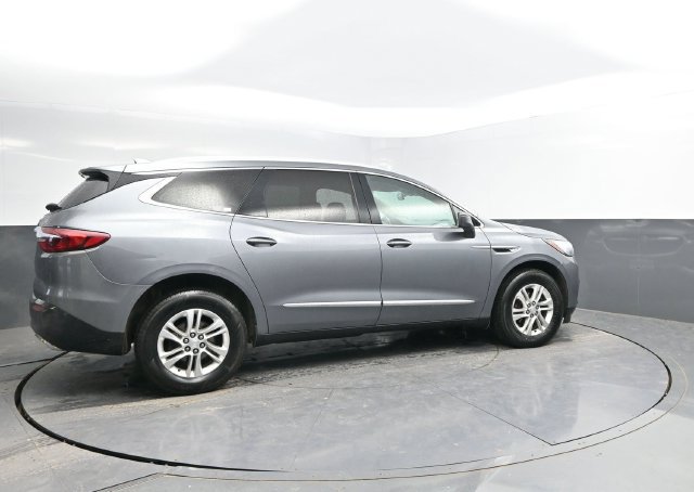 Used 2020 Buick Enclave Essence AWD/4WD image 2