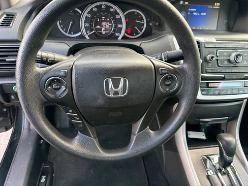 Used 2015 Honda Accord EX image 17