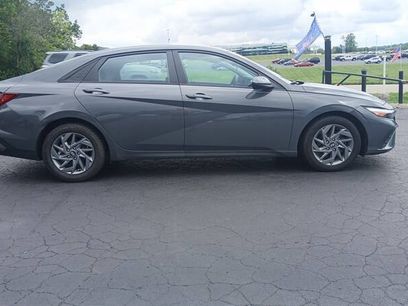 Used 2024 Hyundai Elantra SEL