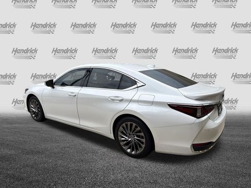 Certified 2025 Lexus ES 300h Ultra Luxury w/ Accessory Package (Z1) FWD image 8