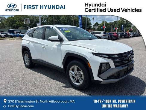 Certified 2025 Hyundai Tucson SE AWD/4WD image 1