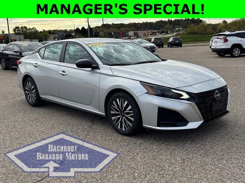 Used 2024 Nissan Altima 2.5 SV image 1