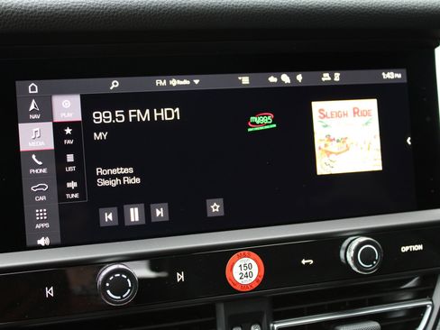 New 2026 Porsche Macan image 19