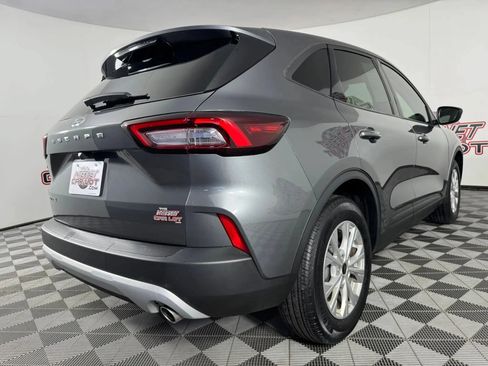 Used 2025 Ford Escape Active FWD image 27