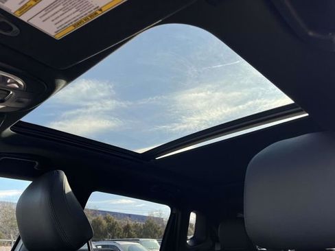 New 2026 Jeep Compass Latitude image 11