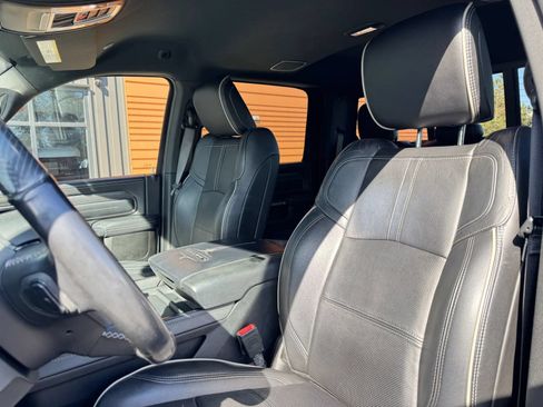 Used 2022 RAM 2500 Limited AWD/4WD image 11
