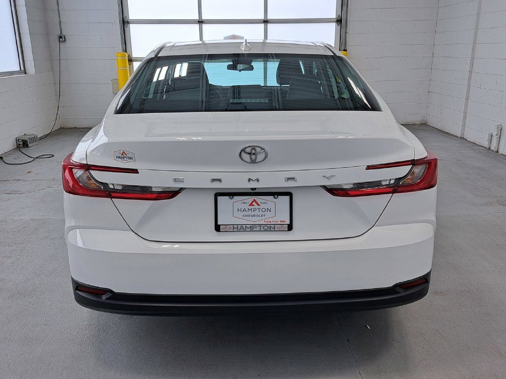 Used 2025 Toyota Camry LE FWD image 6