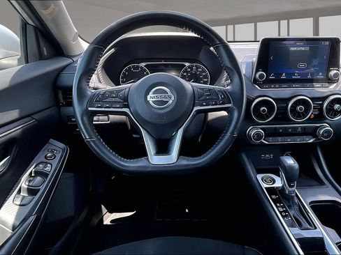 Used 2022 Nissan Sentra SV FWD image 5