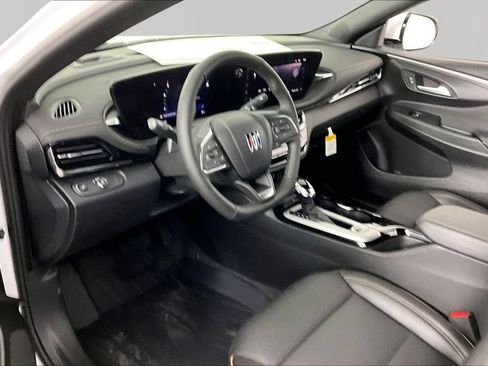 New 2026 Buick Envista Preferred FWD image 8
