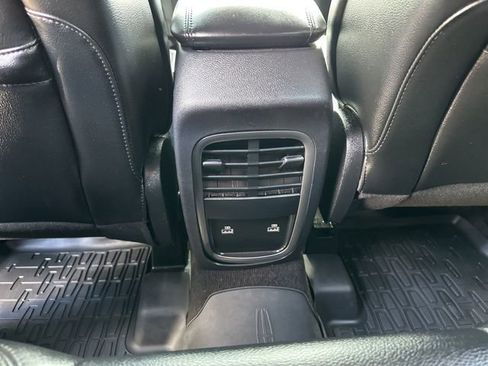 Used 2019 Lincoln MKC Premiere FWD image 32