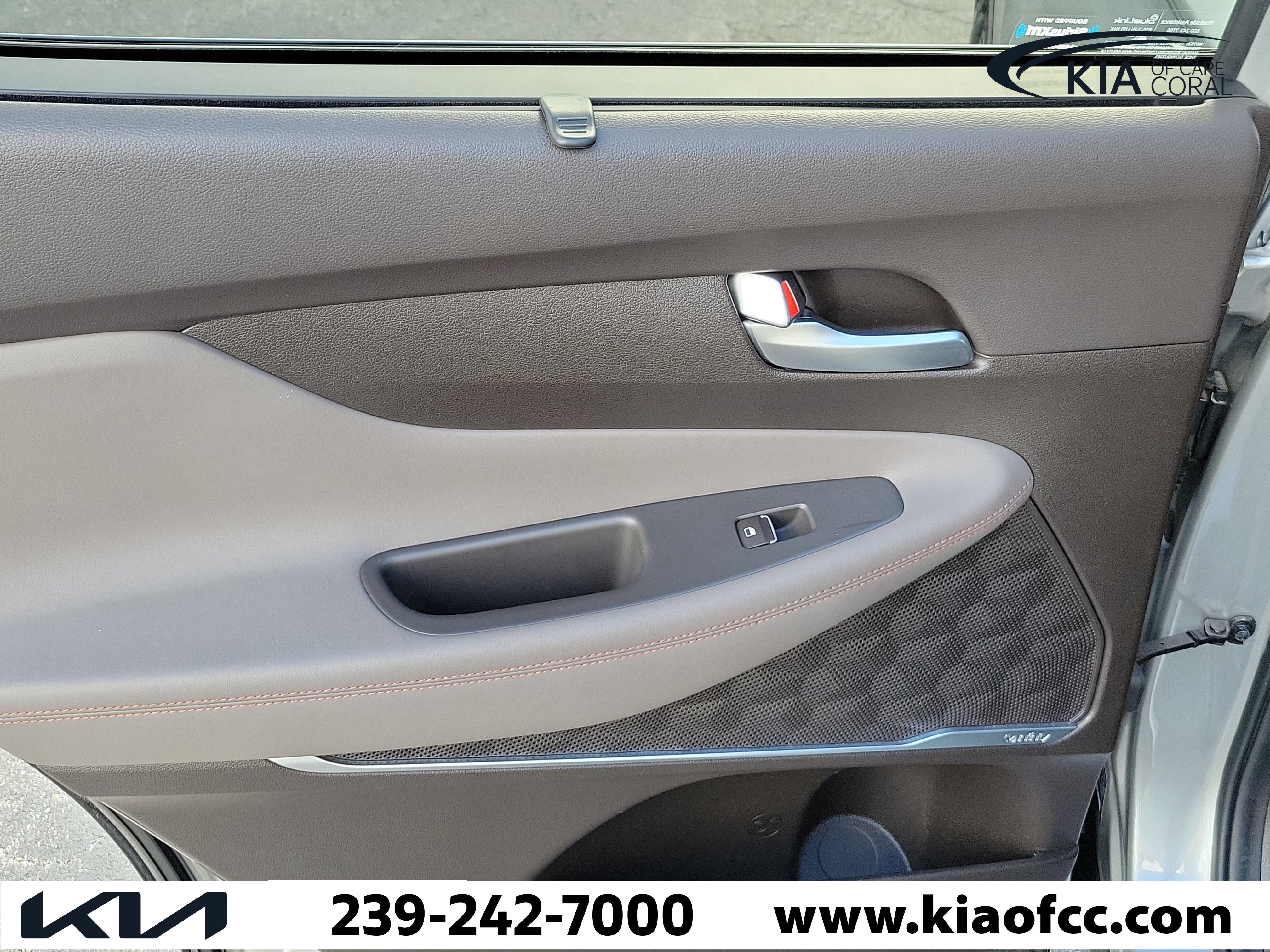 Used 2020 Hyundai Santa Fe SEL w/ Cargo Package FWD image 15