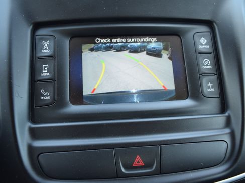 Used 2015 Chrysler 200 Limited w/ Convenience Group FWD image 16
