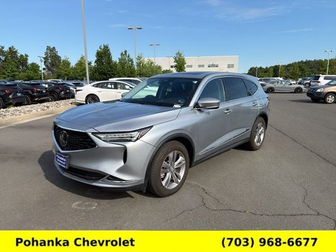 Used 2024 Acura MDX SH-AWD image 3