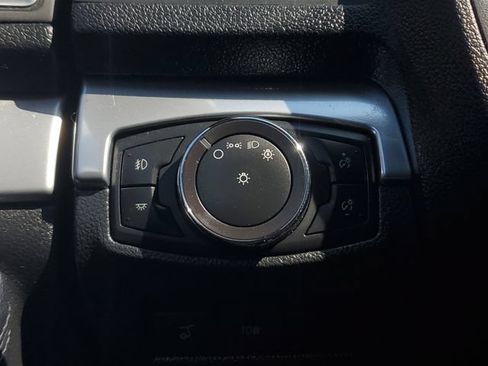 Used 2018 Ford Explorer Limited w/ Equipment Group 301A FWD image 34