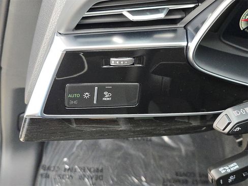 Used 2026 Audi Q7 3.0T Premium Plus w/ Premium Plus Package image 34