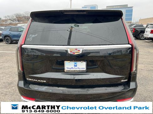 Used 2022 Cadillac Escalade Premium Luxury w/ Performance Package image 4