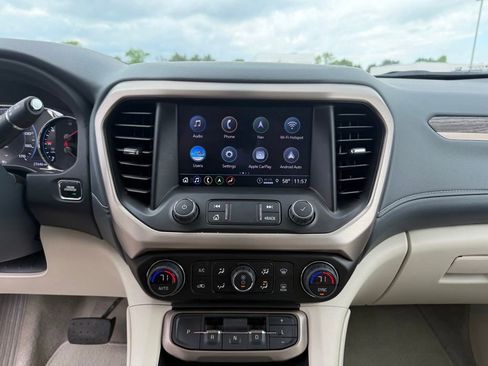 Used 2023 GMC Acadia Denali w/ Denali Ultimate Package AWD/4WD image 23