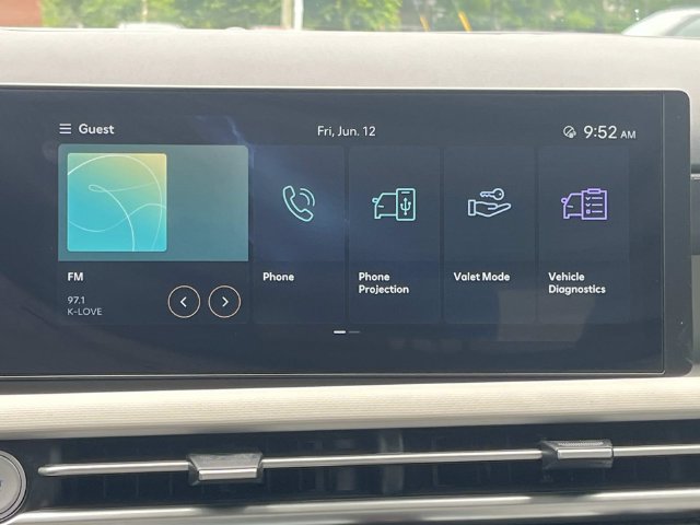 Certified 2025 Hyundai Tucson SEL AWD/4WD image 16