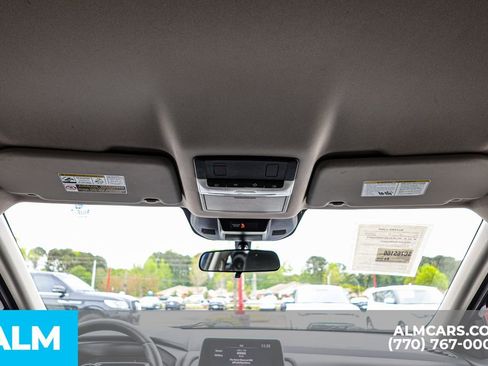 Used 2025 Nissan Rogue SV FWD image 57