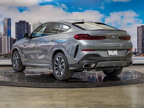 Certified 2024 BMW X6 xDrive40i w/ Premium Package AWD/4WD image 9