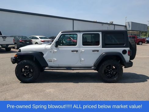 Used 2018 Jeep Wrangler Unlimited Sport S AWD/4WD image 10