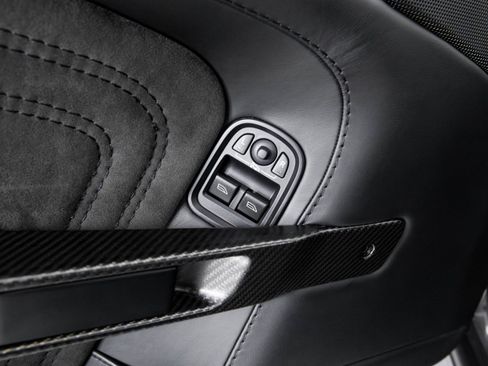 Used 2009 Aston Martin DBS Coupe image 31