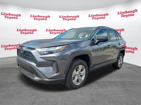 Used 2025 Toyota RAV4 LE AWD/4WD image 21