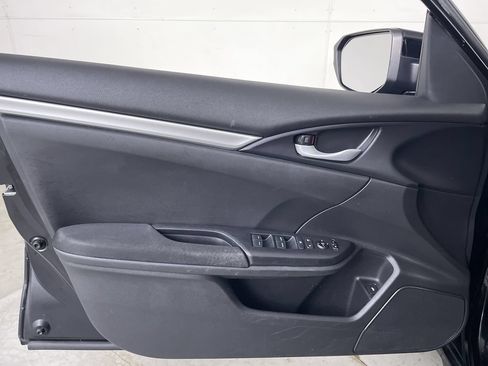 Used 2019 Honda Civic LX image 10