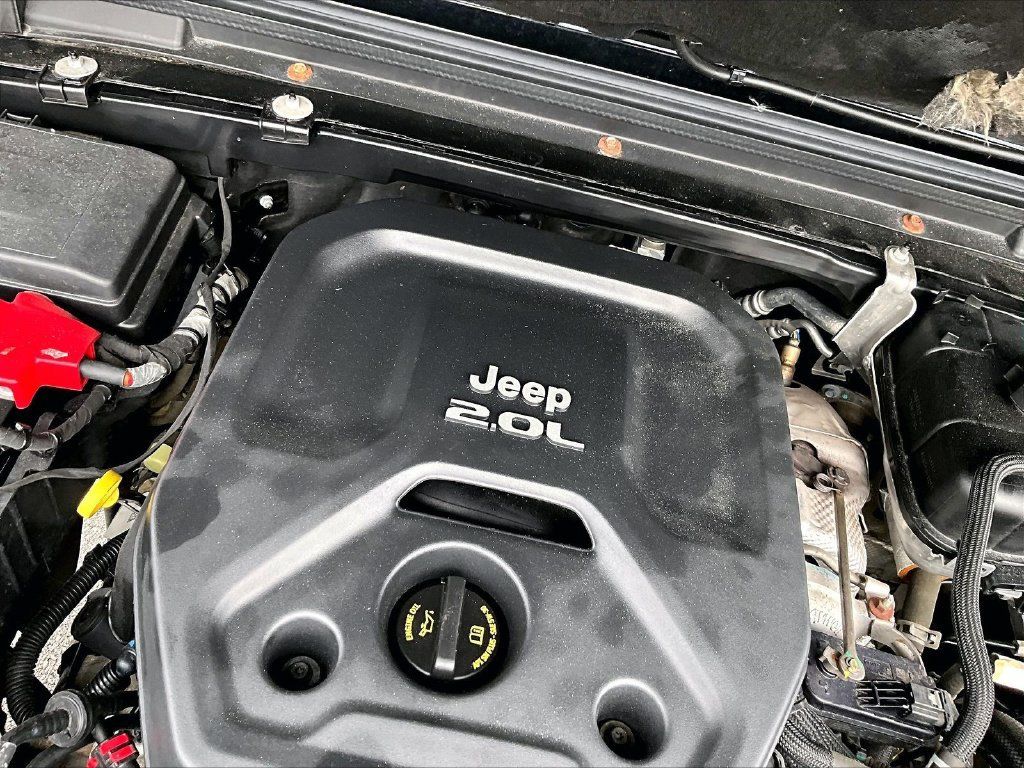 Used 2018 Jeep Wrangler Unlimited Sport S AWD/4WD image 33