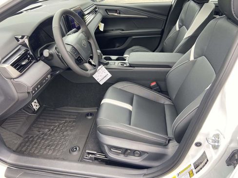 New 2026 Toyota Camry SE FWD image 13