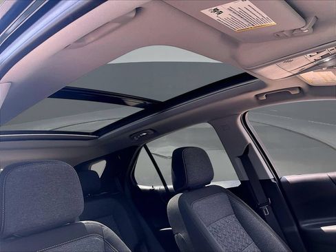 Used 2022 Chevrolet Equinox LT AWD/4WD image 30