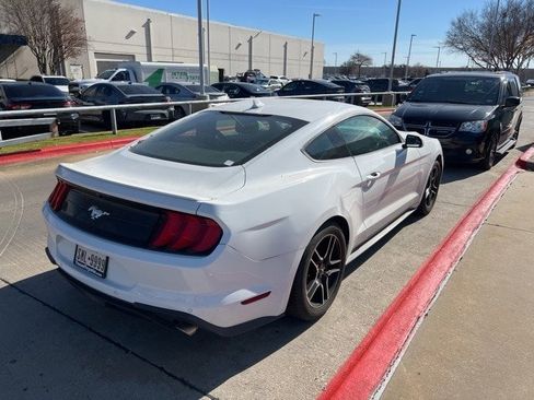 Used 2020 Ford Mustang Premium image 7
