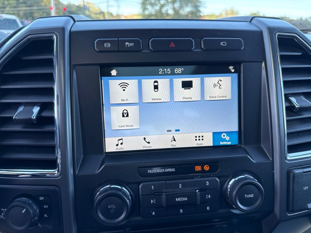 Used 2017 Ford F250 XLT w/ XLT Premium Package AWD/4WD image 36