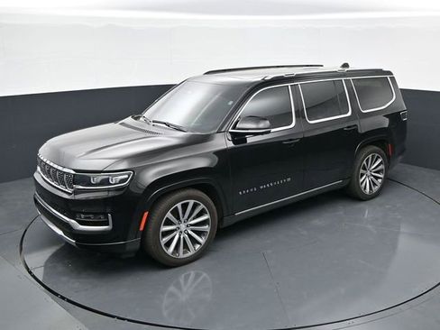 Used 2022 Jeep Grand Wagoneer Series II w/ Convenience Group III AWD/4WD image 31